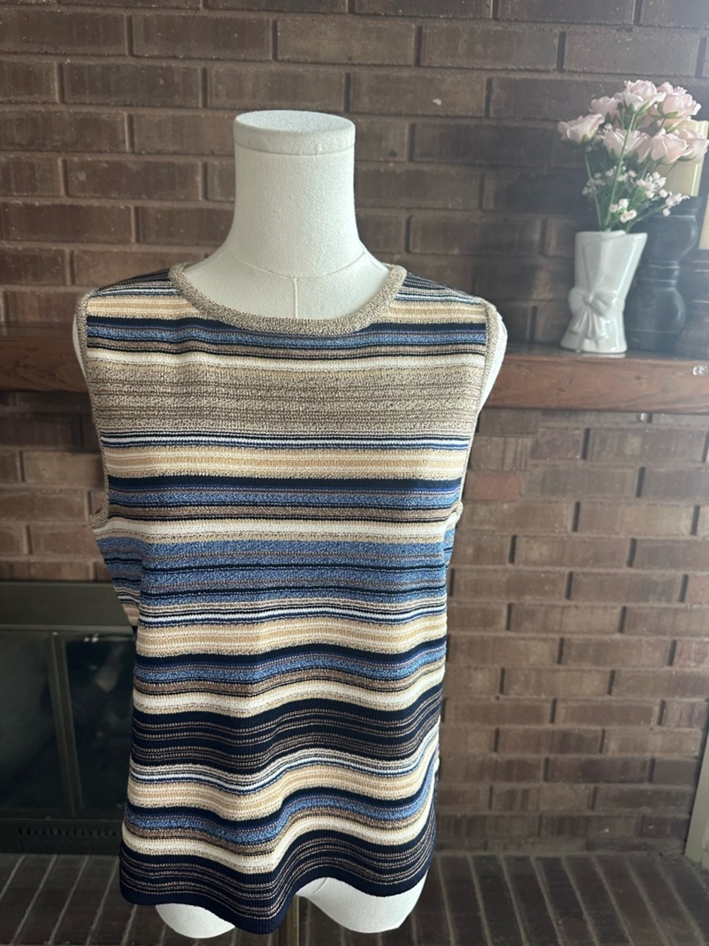 St. John Sport Marie Gray Striped Knit Tank Small Quiet Luxury Coastal